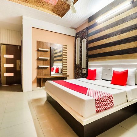 Oyo 47630 Grand Villa Moga Εξωτερικό φωτογραφία