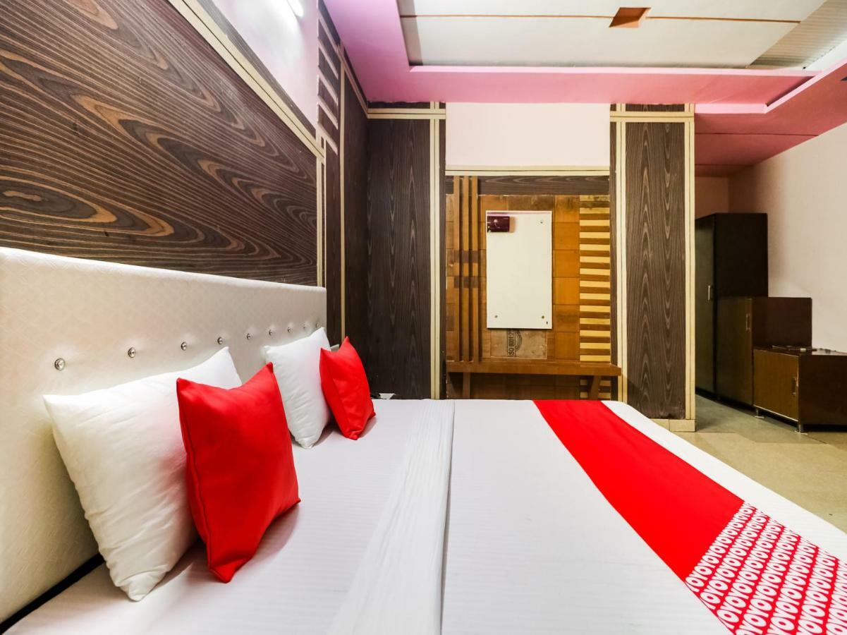 Oyo 47630 Grand Villa Moga Εξωτερικό φωτογραφία